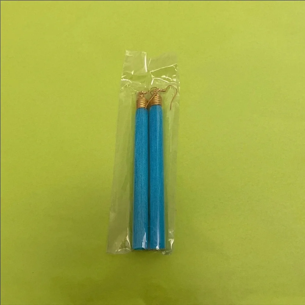 NWT Vibrant Blue Drop Tassel Earrings - Picture 2 of 2